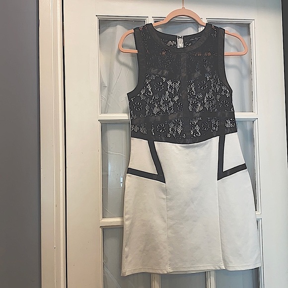 Streetwear Society dress - Picture 1 of 7